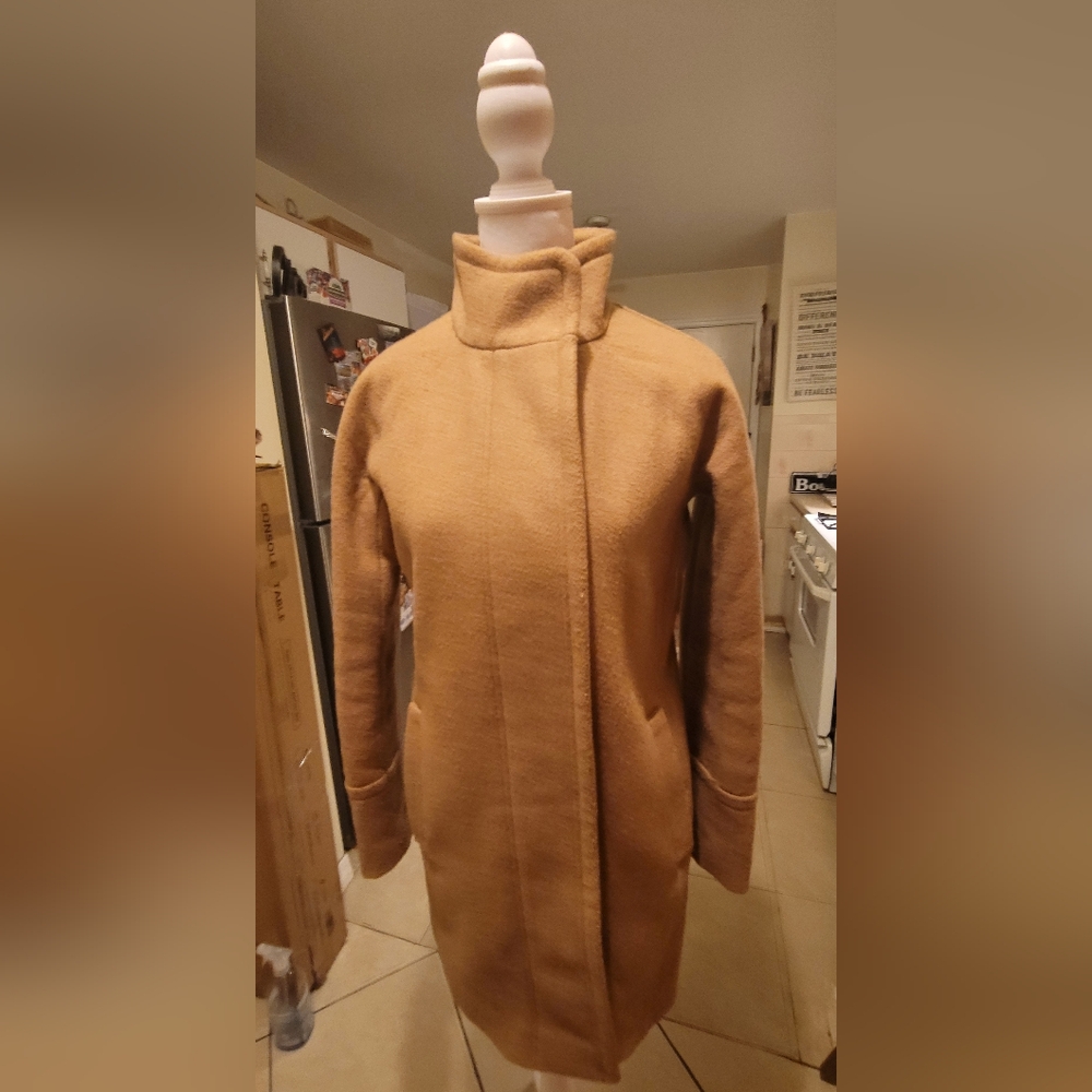 Jcrew city coat excellent condition size 00
